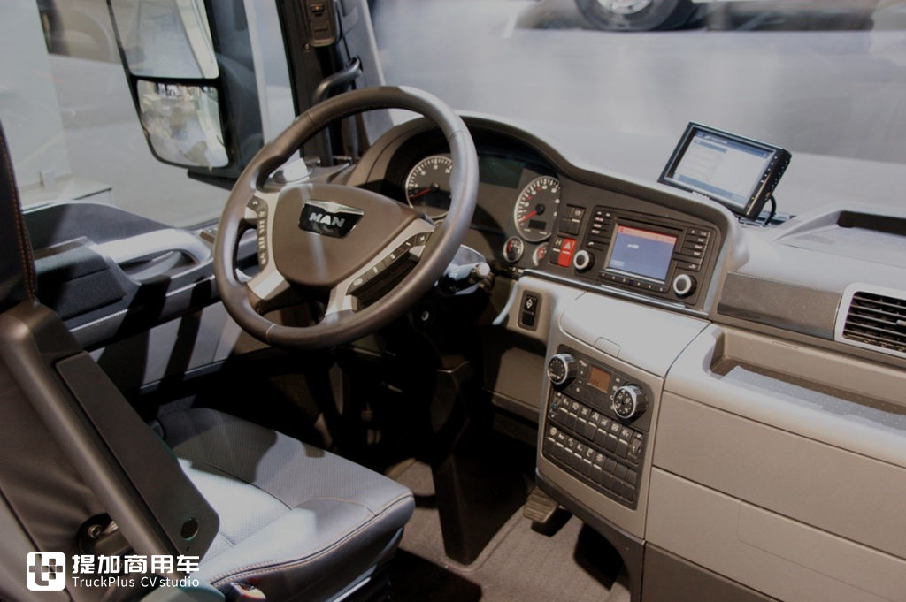 8X8全驱,全身多处特殊改装,带您见识一款德国MAN打造的战地卡车 - 第29张 - 提加商用车网 8X8全驱,全身多处特殊改装,带您见识一款德国MAN打造的战地卡车 - 第29张