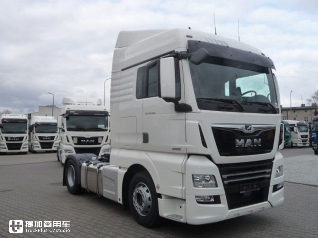 新一代曼恩TGX国内路演开始了,这车怎么样?欧洲媒体超详细评测告诉您 - 第7张 - 提加商用车网 新一代曼恩TGX国内路演开始了,这车怎么样?欧洲媒体超详细评测告诉您 - 第7张
