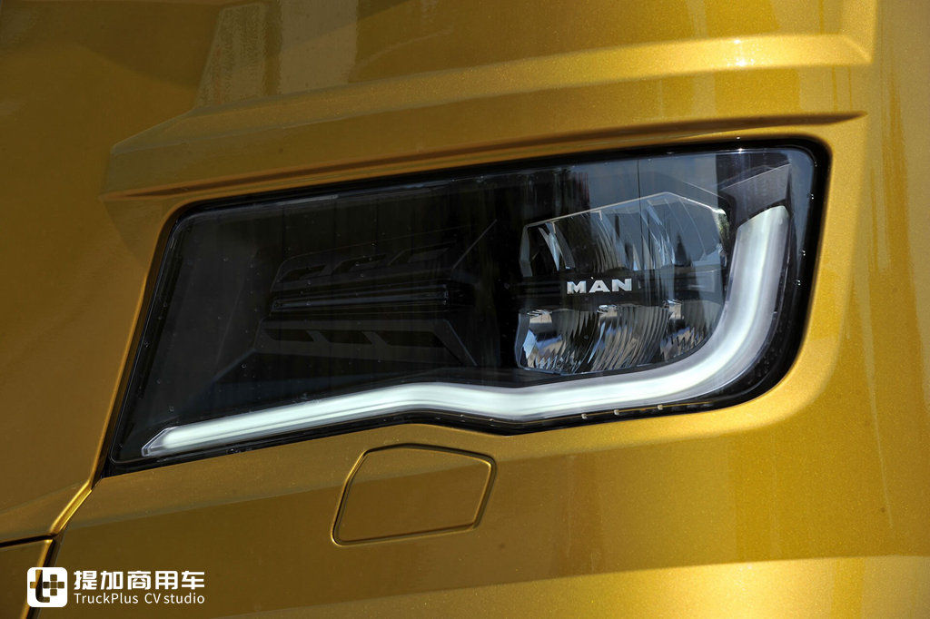 新一代曼恩TGX国内路演开始了,这车怎么样?欧洲媒体超详细评测告诉您 - 第8张 - 提加商用车网 新一代曼恩TGX国内路演开始了,这车怎么样?欧洲媒体超详细评测告诉您 - 第8张