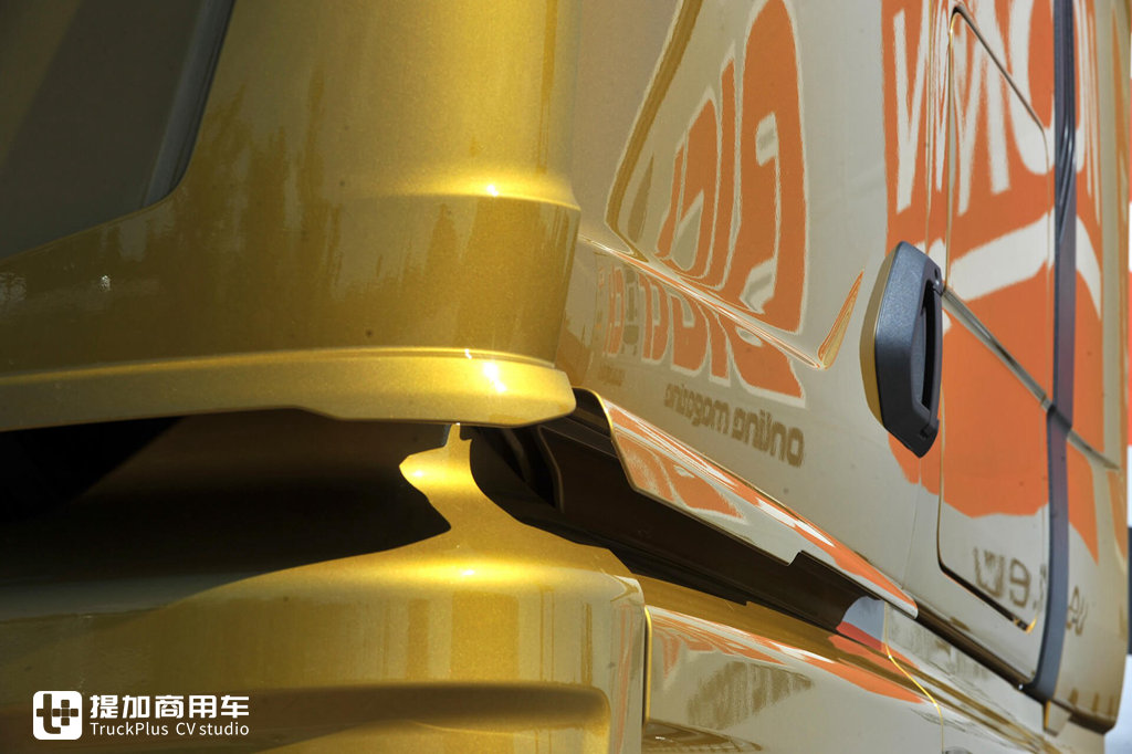 新一代曼恩TGX国内路演开始了,这车怎么样?欧洲媒体超详细评测告诉您 - 第12张 - 提加商用车网 新一代曼恩TGX国内路演开始了,这车怎么样?欧洲媒体超详细评测告诉您 - 第12张