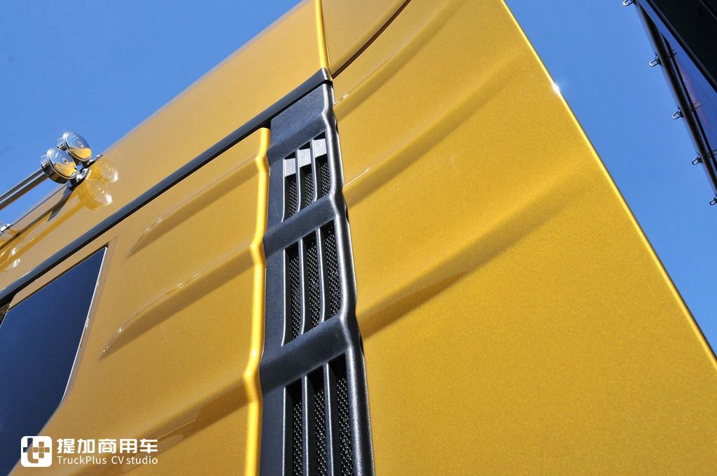 新一代曼恩TGX国内路演开始了,这车怎么样?欧洲媒体超详细评测告诉您 - 第16张 - 提加商用车网 新一代曼恩TGX国内路演开始了,这车怎么样?欧洲媒体超详细评测告诉您 - 第16张