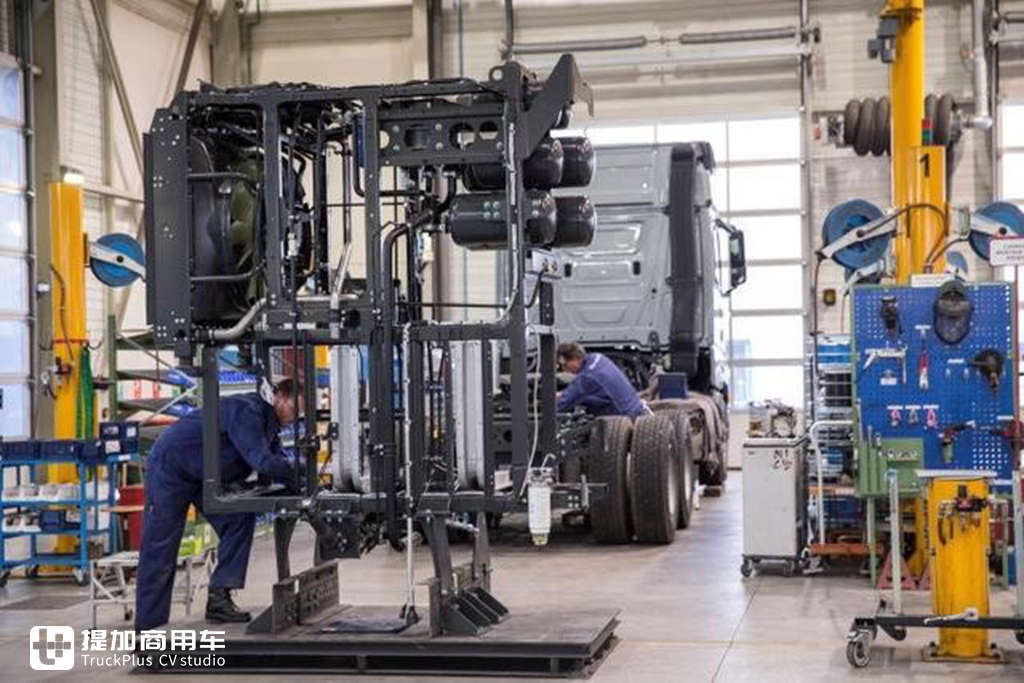 大件运输卡车一般都什么配置?这辆4轴625马力的奔驰Arocs告诉您 - 第22张 - 提加商用车网 大件运输卡车一般都什么配置?这辆4轴625马力的奔驰Arocs告诉您 - 第22张