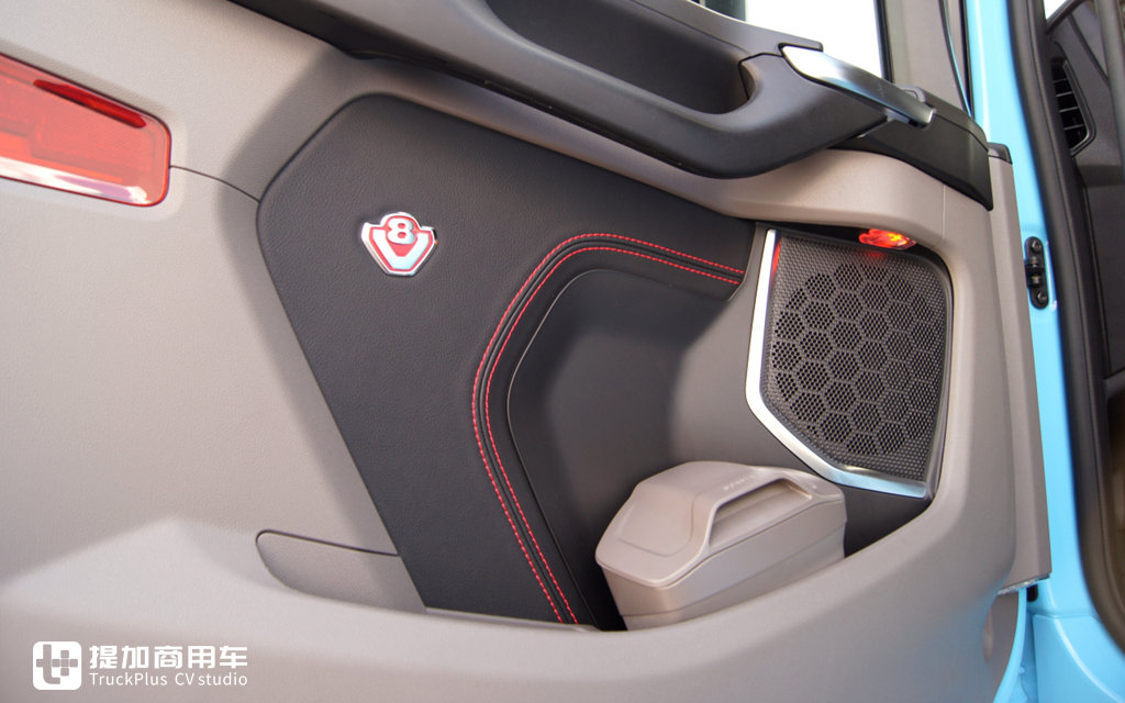 媒体测试V8动力的斯堪尼亚R590,40吨满载百公里油耗26.5升,算高吗? - 第6张 - 提加商用车网 媒体测试V8动力的斯堪尼亚R590,40吨满载百公里油耗26.5升,算高吗? - 第6张