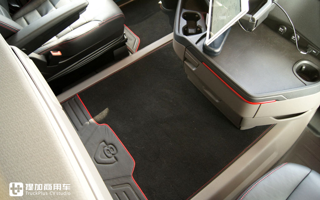 媒体测试V8动力的斯堪尼亚R590,40吨满载百公里油耗26.5升,算高吗? - 第8张 - 提加商用车网 媒体测试V8动力的斯堪尼亚R590,40吨满载百公里油耗26.5升,算高吗? - 第8张
