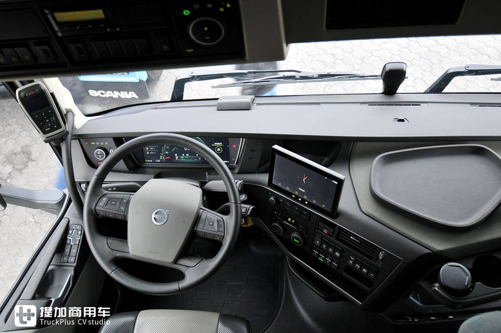 BIGTruck评测7大欧卡旗舰车型驾驶室舒适性,先带您看看斯、沃、奔、曼谁最强! - 第42张 - 提加商用车网 BIGTruck评测7大欧卡旗舰车型驾驶室舒适性,先带您看看斯、沃、奔、曼谁最强! - 第42张