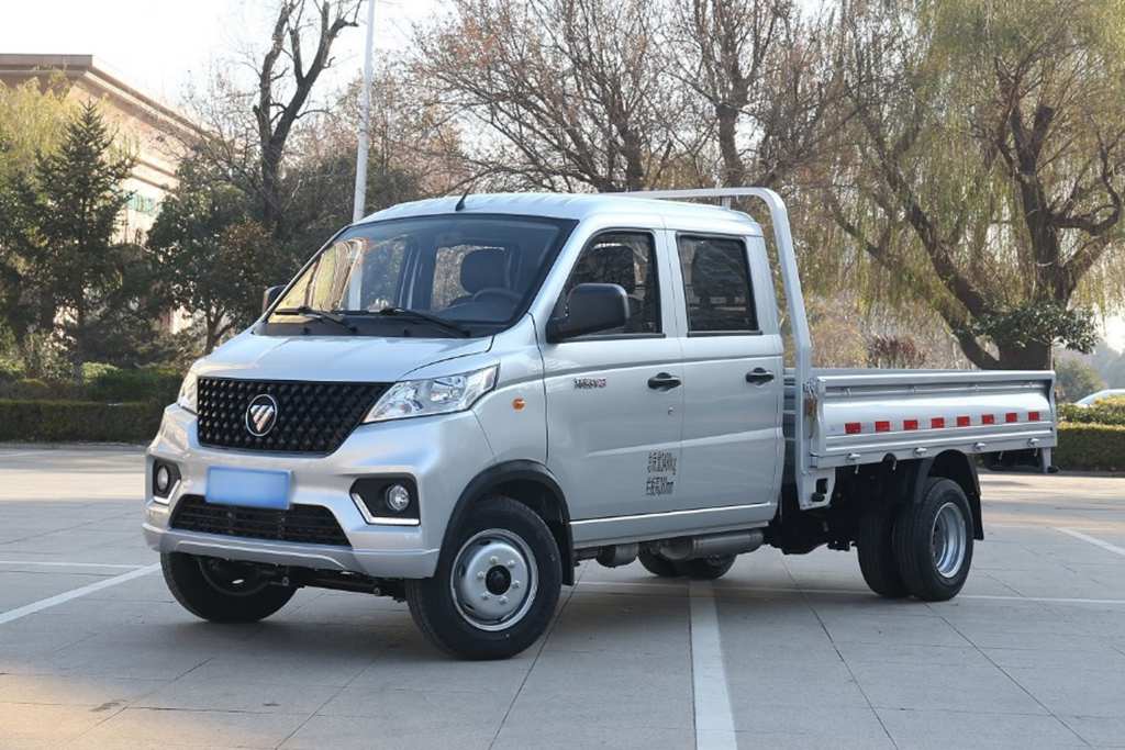 颜值高端有面子 舒适驾乘有里子 祥菱V3助力90后“工长”开启全新人生 - 第2张 - 提加商用车网 颜值高端有面子 舒适驾乘有里子 祥菱V3助力90后“工长”开启全新人生 - 第2张