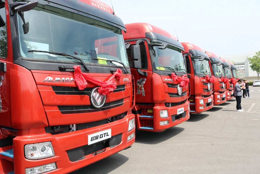 100台LNG新运煤王批量交付客户 欧曼质享版“气”质不凡 - 第6张 - 提加商用车网 100台LNG新运煤王批量交付客户 欧曼质享版“气”质不凡 - 第6张