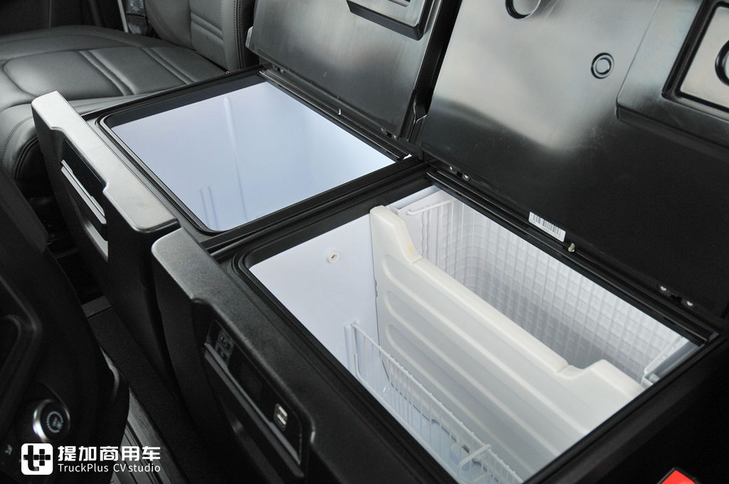 依维柯、达夫、雷诺三强PK,BIGtruck旗舰卡车驾驶室舒适性评测下篇 - 第22张 - 提加商用车网 依维柯、达夫、雷诺三强PK,BIGtruck旗舰卡车驾驶室舒适性评测下篇 - 第22张