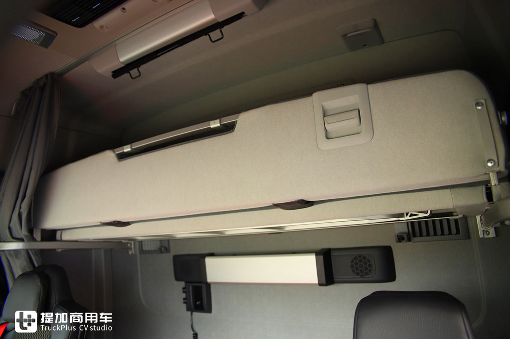 依维柯、达夫、雷诺三强PK,BIGtruck旗舰卡车驾驶室舒适性评测下篇 - 第36张 - 提加商用车网 依维柯、达夫、雷诺三强PK,BIGtruck旗舰卡车驾驶室舒适性评测下篇 - 第36张