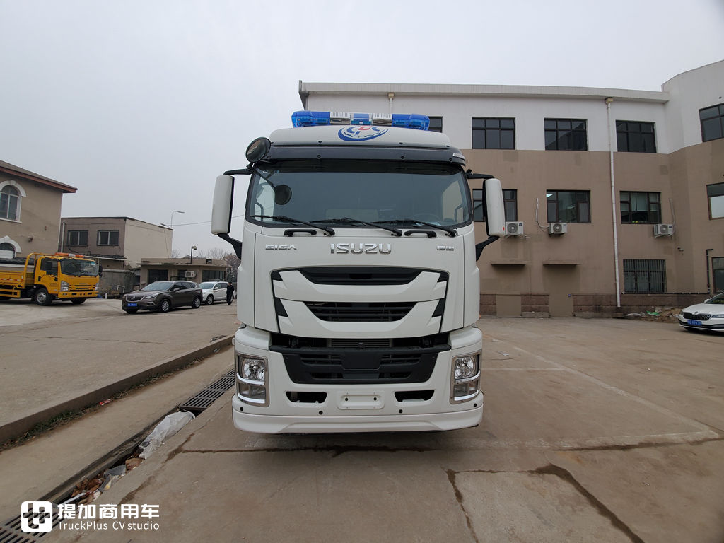 街拍庆铃五十铃“小巨咖”核酸检测车,400万造价到底有何配置? - 第3张 - 提加商用车网 街拍庆铃五十铃“小巨咖”核酸检测车,400万造价到底有何配置? - 第3张