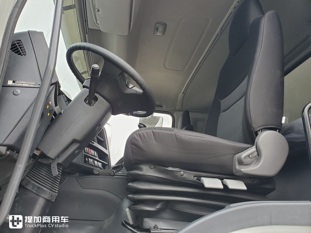 街拍庆铃五十铃“小巨咖”核酸检测车,400万造价到底有何配置? - 第9张 - 提加商用车网 街拍庆铃五十铃“小巨咖”核酸检测车,400万造价到底有何配置? - 第9张