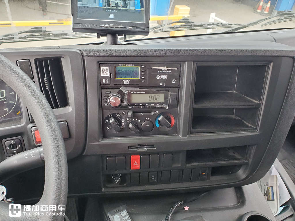 街拍庆铃五十铃“小巨咖”核酸检测车,400万造价到底有何配置? - 第13张 - 提加商用车网 街拍庆铃五十铃“小巨咖”核酸检测车,400万造价到底有何配置? - 第13张