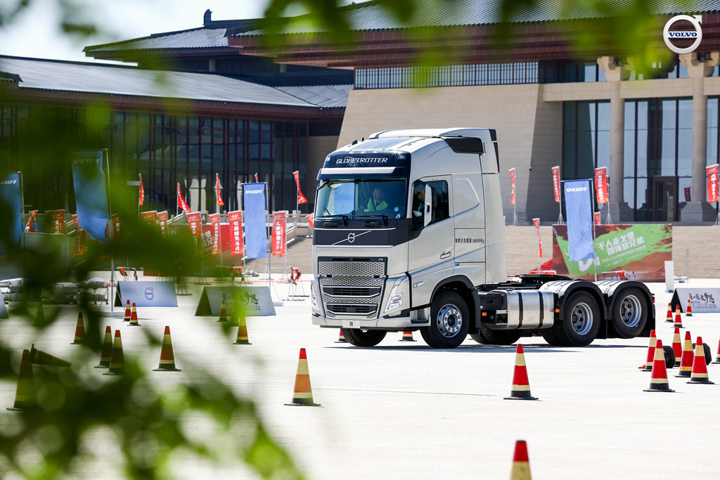 每一程 致梦想,全新一代沃尔沃卡车敦煌荣耀起航 - 第4张 - 提加商用车网 每一程 致梦想,全新一代沃尔沃卡车敦煌荣耀起航 - 第4张