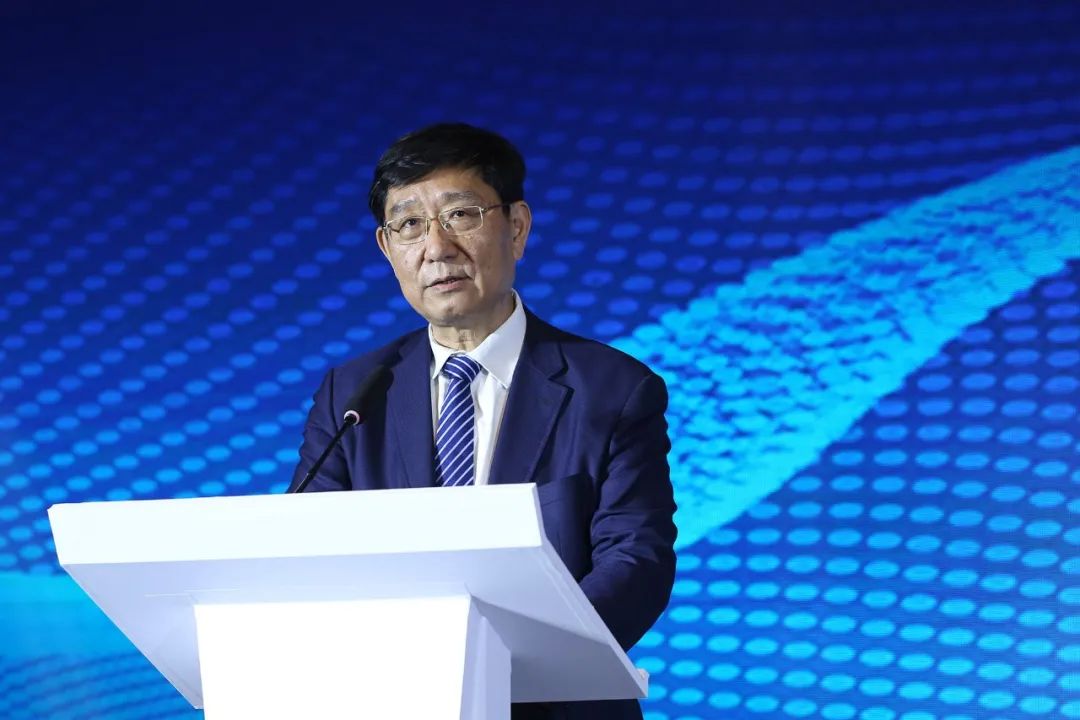 X6000全球长途标载智慧物流新生态创融大会隆重召开 - 第3张