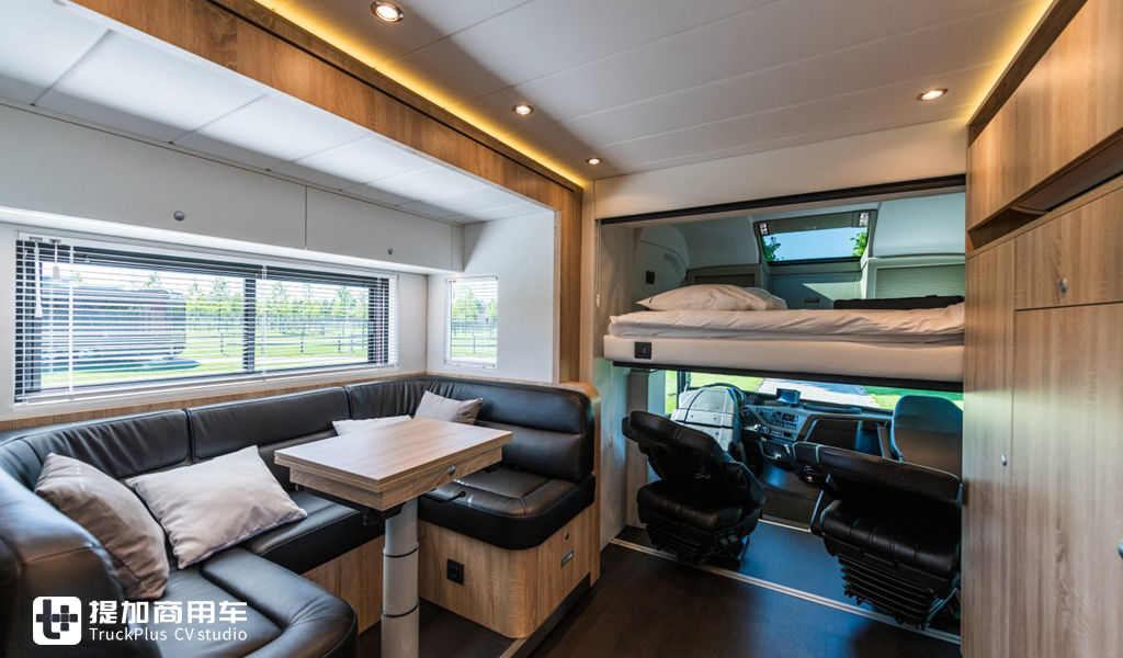 属于“人”和“马”的豪华房车,带您见识一辆奔驰Antos底盘打造的豪华运马车 - 第14张 - 提加商用车网 属于“人”和“马”的豪华房车,带您见识一辆奔驰Antos底盘打造的豪华运马车 - 第14张