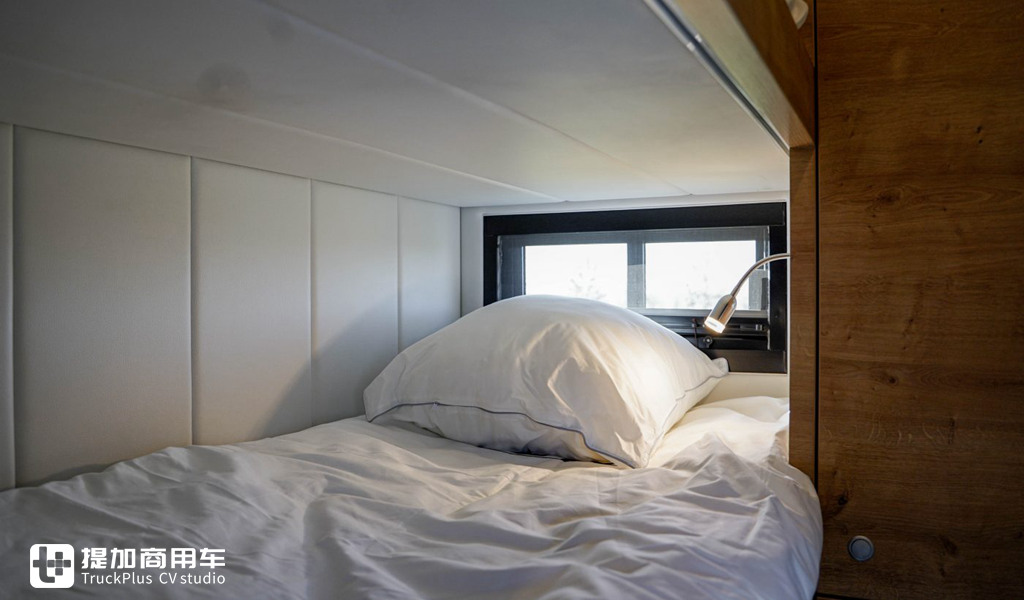 属于“人”和“马”的豪华房车,带您见识一辆奔驰Antos底盘打造的豪华运马车 - 第27张 - 提加商用车网 属于“人”和“马”的豪华房车,带您见识一辆奔驰Antos底盘打造的豪华运马车 - 第27张