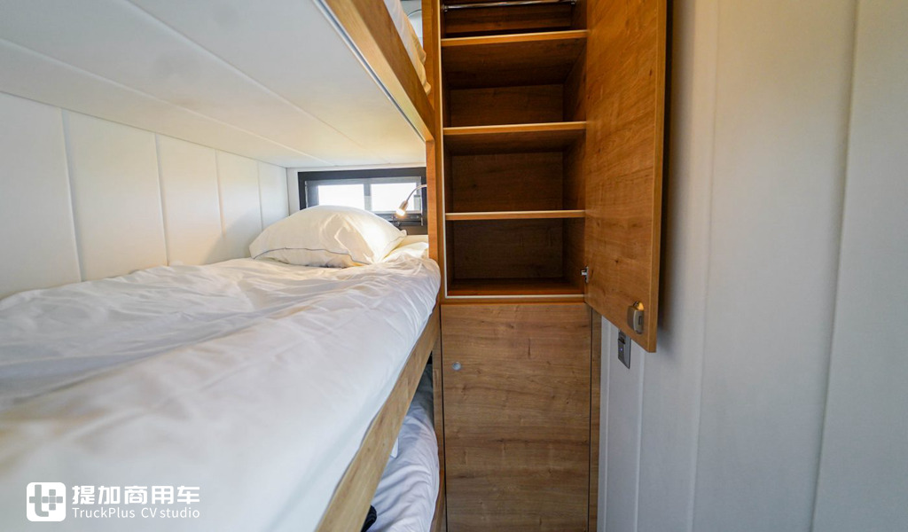 属于“人”和“马”的豪华房车,带您见识一辆奔驰Antos底盘打造的豪华运马车 - 第28张 - 提加商用车网 属于“人”和“马”的豪华房车,带您见识一辆奔驰Antos底盘打造的豪华运马车 - 第28张