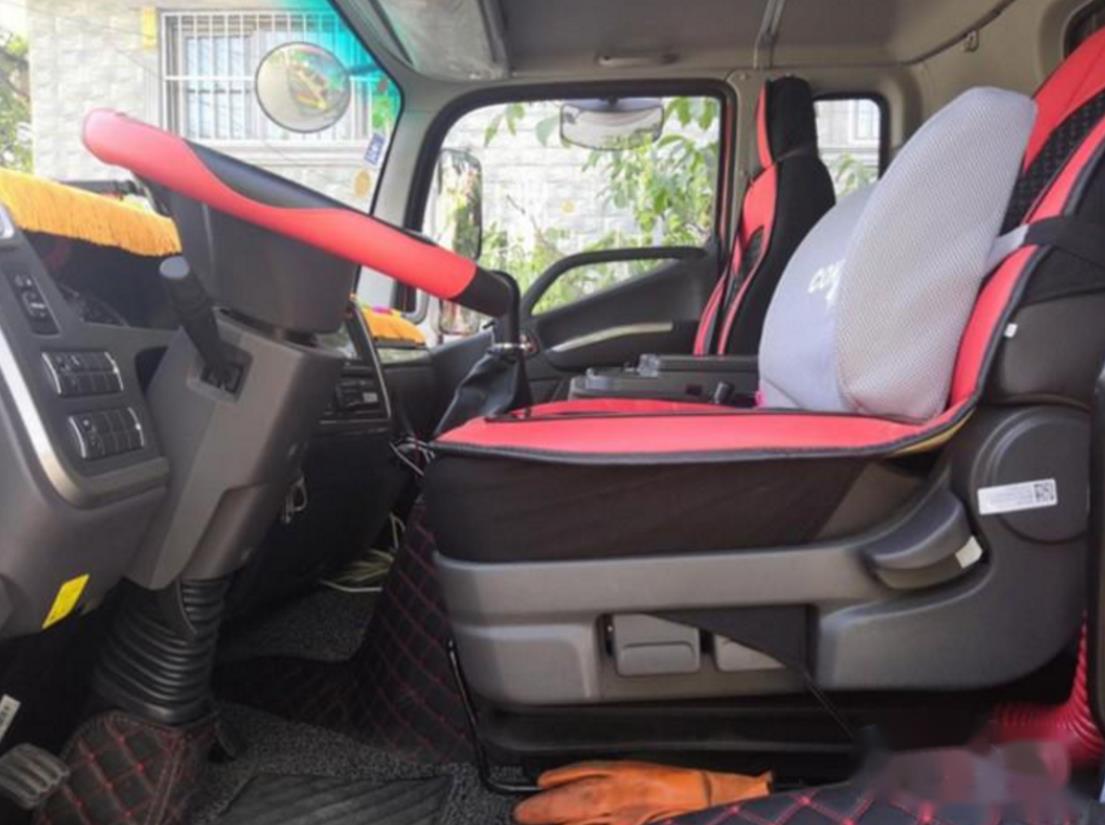 钱永:家具运输 就是看上了领航卡车的多拉能赚 - 第2张 - 提加商用车网 钱永:家具运输 就是看上了领航卡车的多拉能赚 - 第2张