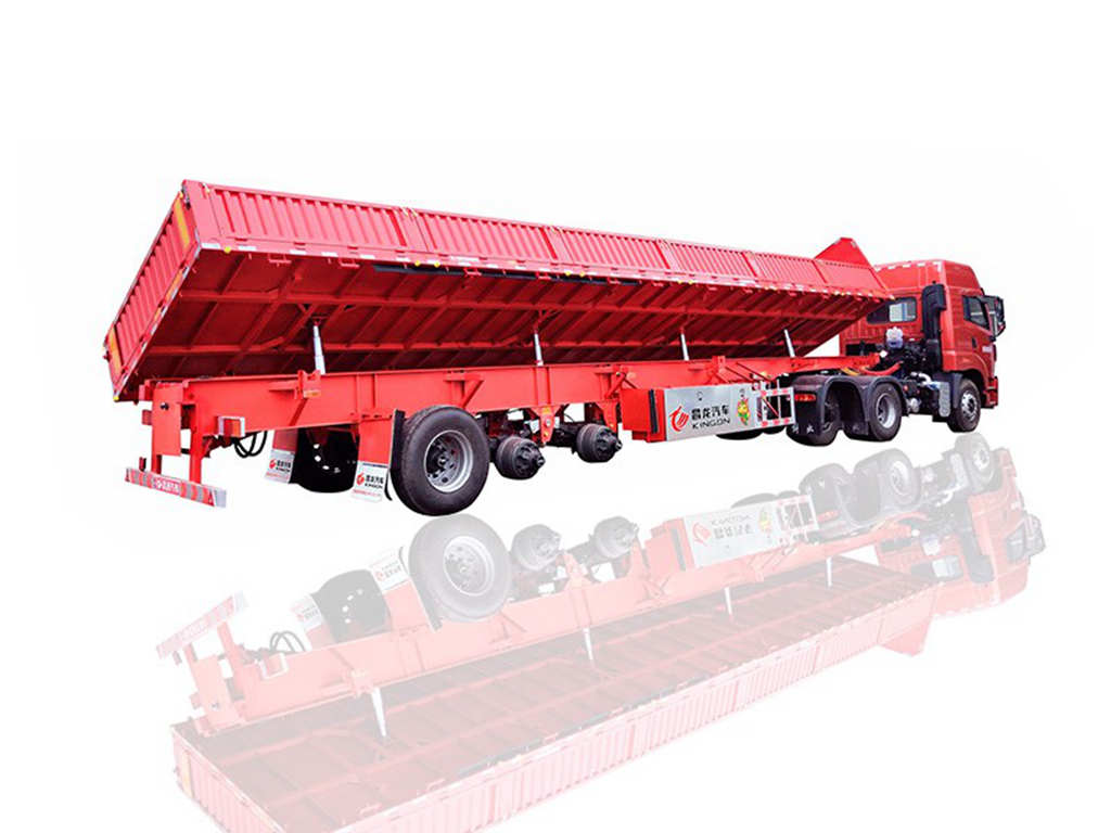 半挂车行业首家聚焦“服务”品牌,昌龙汽车“星火之光”服务万里行正式起航 - 第4张 - 提加商用车网 半挂车行业首家聚焦“服务”品牌,昌龙汽车“星火之光”服务万里行正式起航 - 第4张