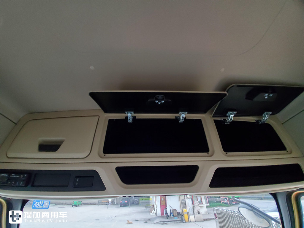 400马力潍柴,内饰升级的真实用,陕汽德龙M3000S危运之星国六牵引车实拍 - 第23张 - 提加商用车网 400马力潍柴,内饰升级的真实用,陕汽德龙M3000S危运之星国六牵引车实拍 - 第23张