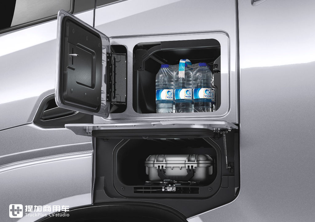 依维柯发布新一代Daily轻型商用车和小改款S-WAY牵引车,带您看看都有哪些升级改进 - 第23张 - 提加商用车网 依维柯发布新一代Daily轻型商用车和小改款S-WAY牵引车,带您看看都有哪些升级改进 - 第23张