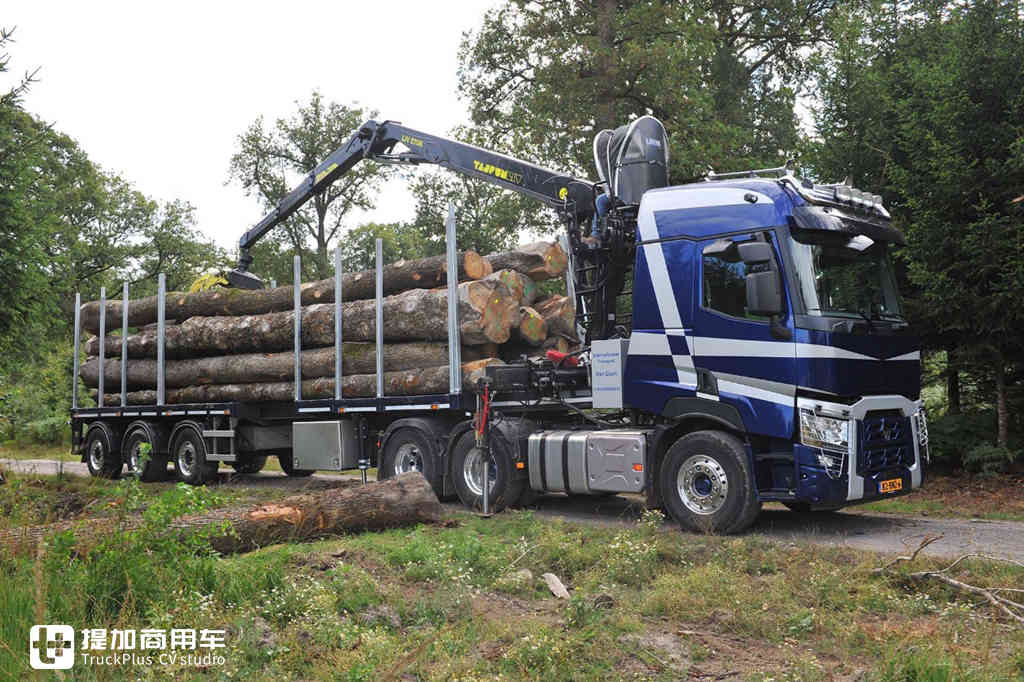 国内几乎见不到的卡车,专为运原木打造,这台雷诺C520配置真独特 - 第7张 - 提加商用车网 国内几乎见不到的卡车,专为运原木打造,这台雷诺C520配置真独特 - 第7张