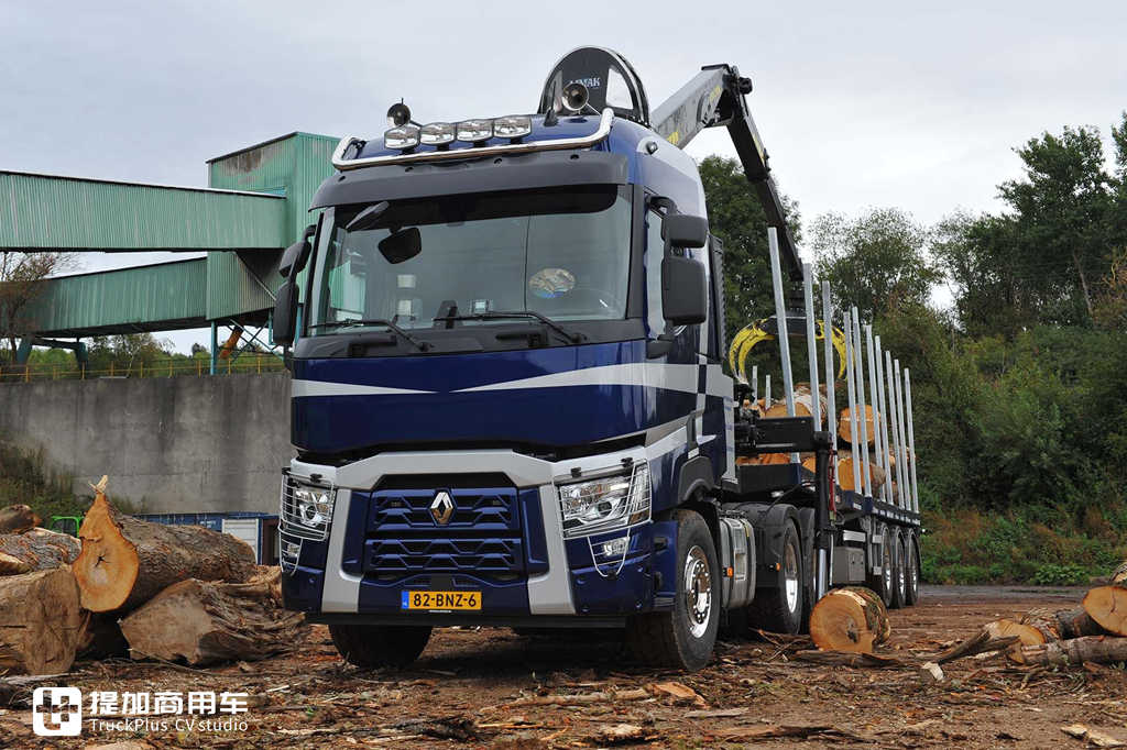 国内几乎见不到的卡车,专为运原木打造,这台雷诺C520配置真独特 - 第13张 - 提加商用车网 国内几乎见不到的卡车,专为运原木打造,这台雷诺C520配置真独特 - 第13张