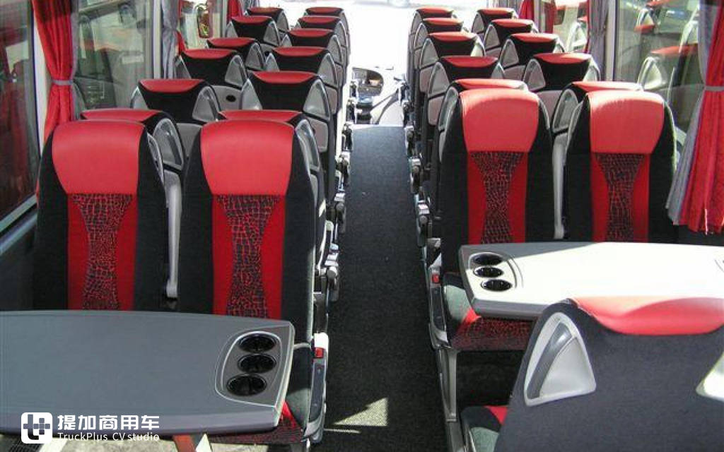 SETRA量产的最小规格客车,S511HD原来也可以这么舒适高端 - 第18张 - 提加商用车网 SETRA量产的最小规格客车,S511HD原来也可以这么舒适高端 - 第18张