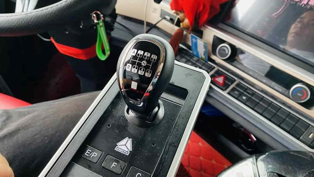 24小时跋涉近1700公里,豪沃TH7让老付找到了开进口车的感觉 - 第4张 - 提加商用车网 24小时跋涉近1700公里,豪沃TH7让老付找到了开进口车的感觉 - 第4张