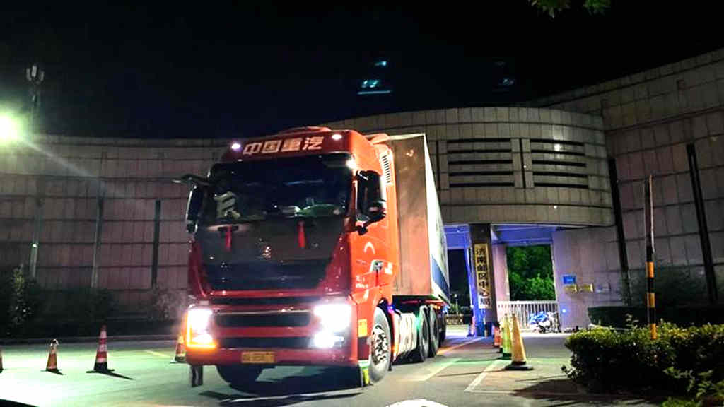 24小时跋涉近1700公里,豪沃TH7让老付找到了开进口车的感觉 - 第5张 - 提加商用车网 24小时跋涉近1700公里,豪沃TH7让老付找到了开进口车的感觉 - 第5张