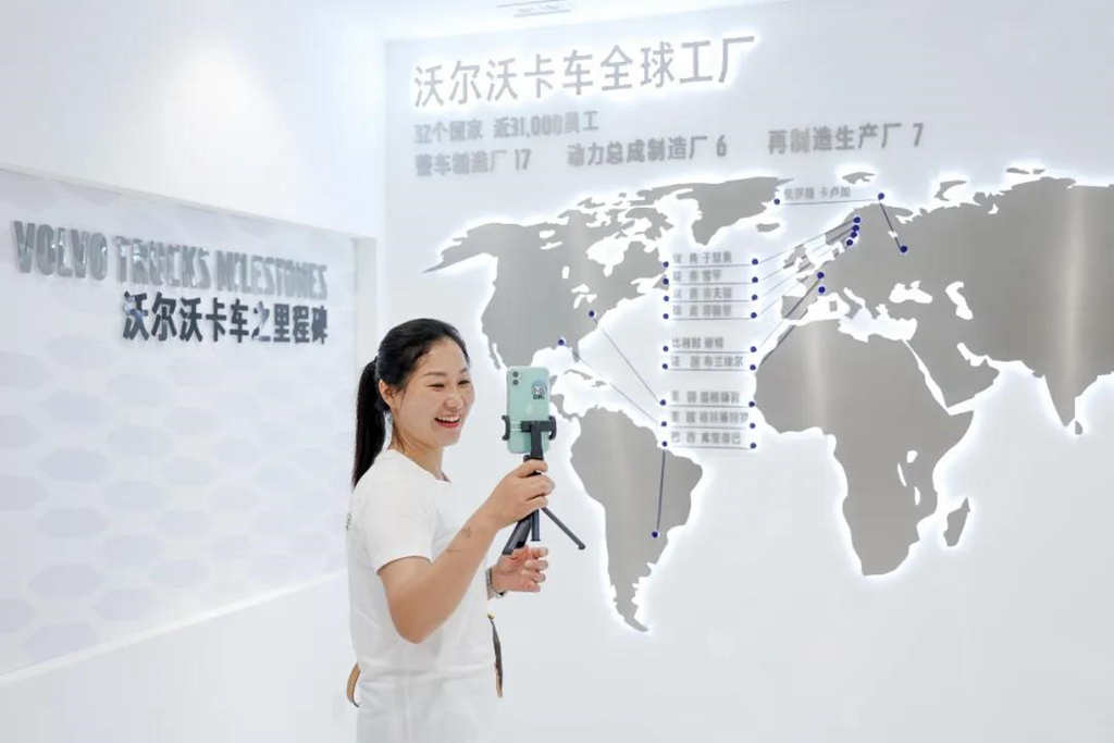 每一程致梦想,全新一代沃尔沃卡车全国路演 上海站“燃擎”首秀 - 第7张 - 提加商用车网 每一程致梦想,全新一代沃尔沃卡车全国路演 上海站“燃擎”首秀 - 第7张