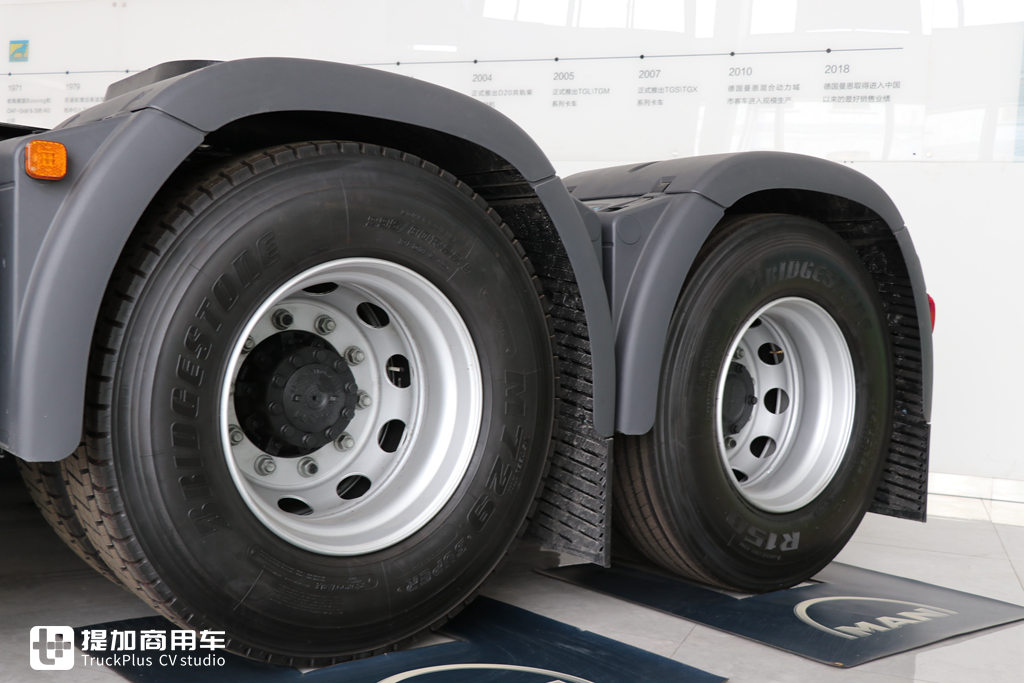 这是国内销售的新一代曼恩TGX牵引车顶配车型?这配置卖80多万,优势明显! - 第27张 - 提加商用车网 这是国内销售的新一代曼恩TGX牵引车顶配车型?这配置卖80多万,优势明显! - 第27张