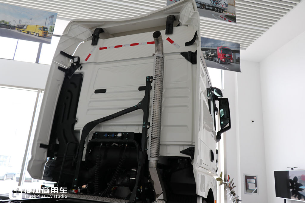 这是国内销售的新一代曼恩TGX牵引车顶配车型?这配置卖80多万,优势明显! - 第31张 - 提加商用车网 这是国内销售的新一代曼恩TGX牵引车顶配车型?这配置卖80多万,优势明显! - 第31张