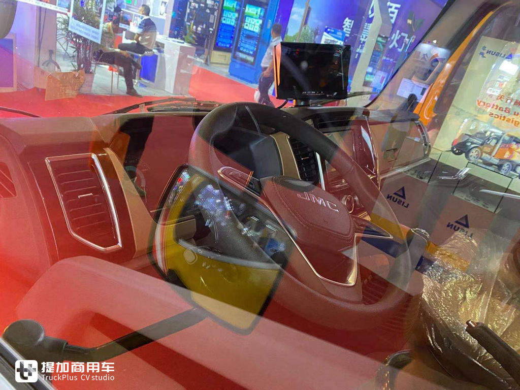 荷兰进口防撞模块,江铃凯运底盘,带您见识一款徐工打造的防撞缓冲车 - 第7张 - 提加商用车网 荷兰进口防撞模块,江铃凯运底盘,带您见识一款徐工打造的防撞缓冲车 - 第7张