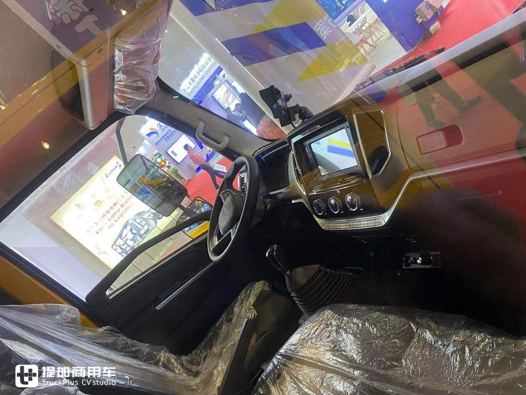 荷兰进口防撞模块,江铃凯运底盘,带您见识一款徐工打造的防撞缓冲车 - 第8张 - 提加商用车网 荷兰进口防撞模块,江铃凯运底盘,带您见识一款徐工打造的防撞缓冲车 - 第8张