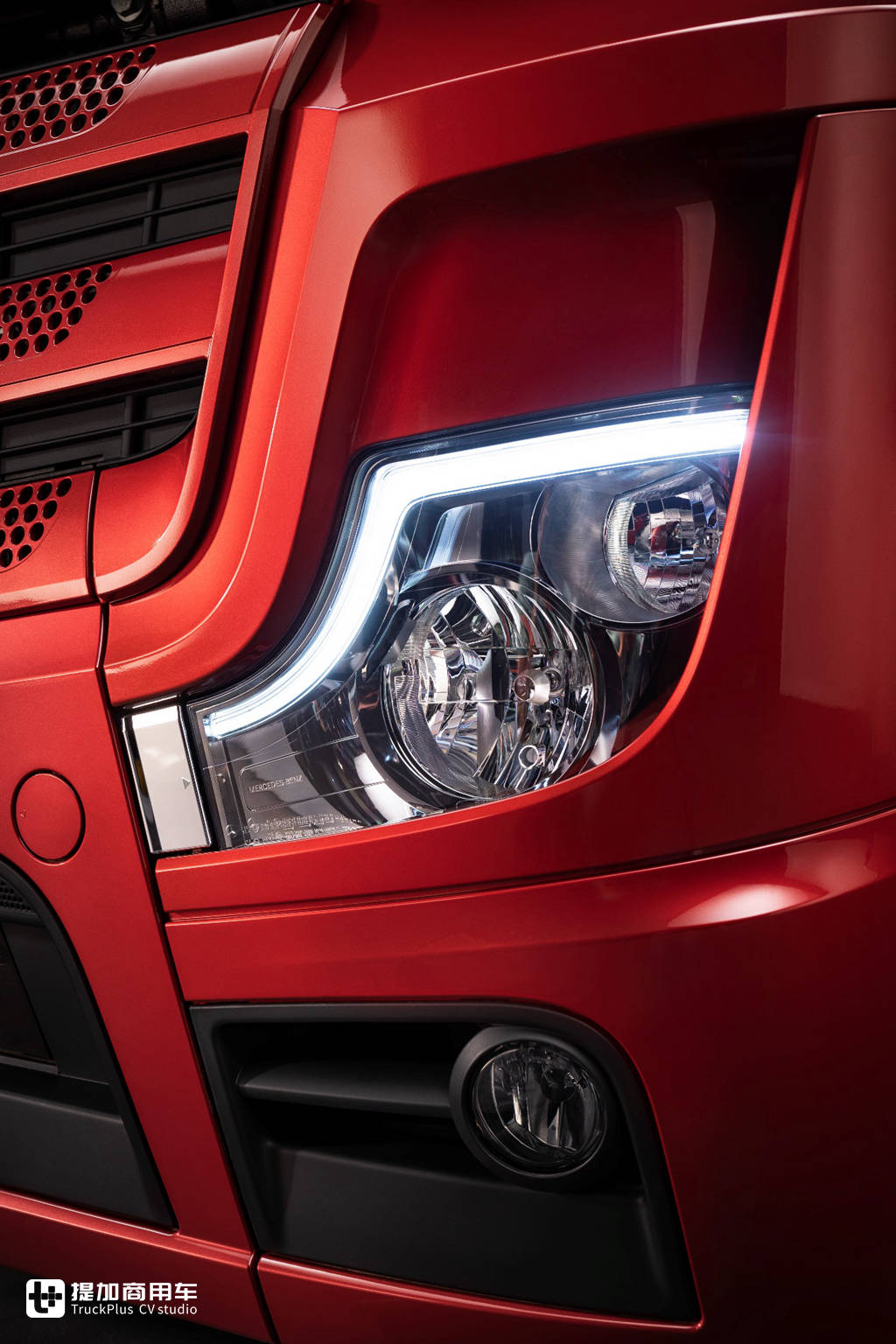 奔驰Actros卡车再被细分,主打高端,Actros L系列新车型来了 - 第7张 - 提加商用车网 奔驰Actros卡车再被细分,主打高端,Actros L系列新车型来了 - 第7张