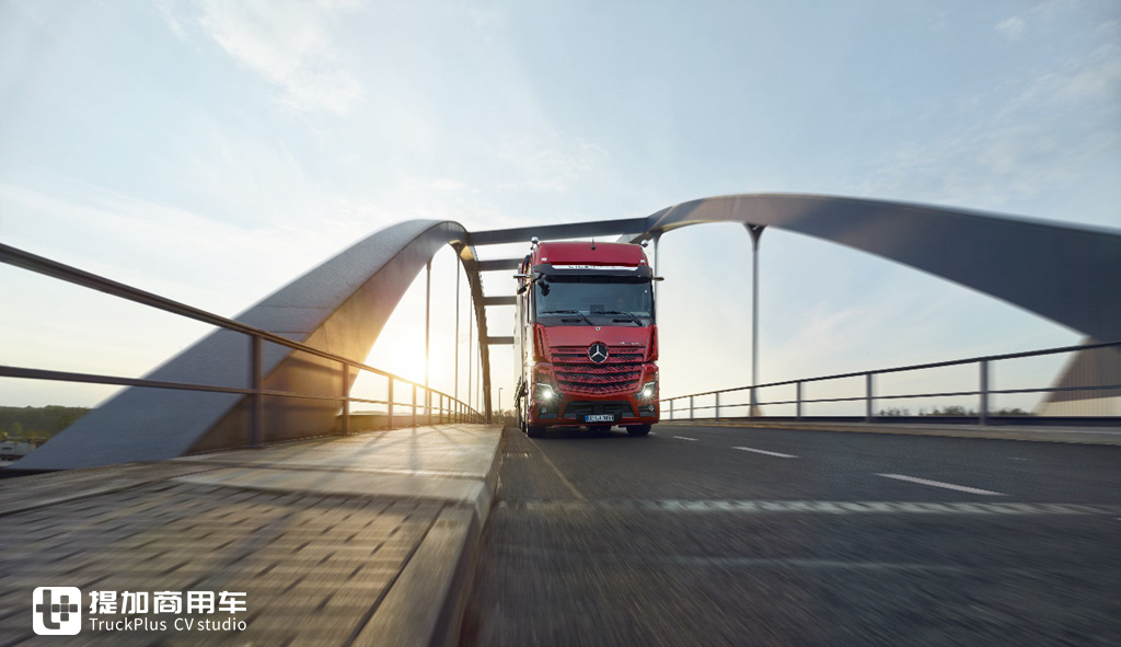 奔驰Actros卡车再被细分,主打高端,Actros L系列新车型来了 - 第15张 - 提加商用车网 奔驰Actros卡车再被细分,主打高端,Actros L系列新车型来了 - 第15张
