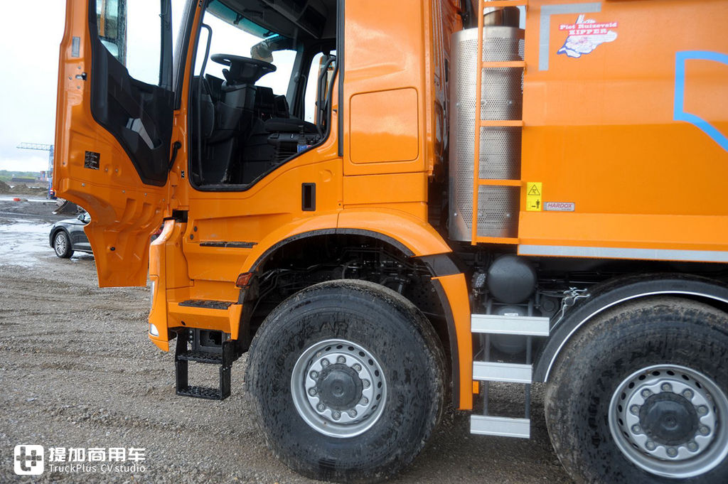 Bigtruck横评6款欧卡主流自卸车,先带您看看斯堪尼亚、奔驰和曼三强的较量 - 第11张 - 提加商用车网 Bigtruck横评6款欧卡主流自卸车,先带您看看斯堪尼亚、奔驰和曼三强的较量 - 第11张