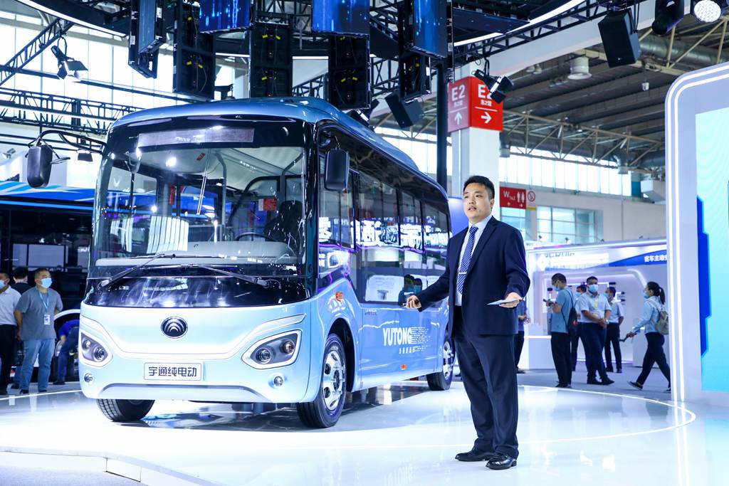 6米微循环小巴全国首发！宇通“智造”闪耀2021道路运输展 - 第3张