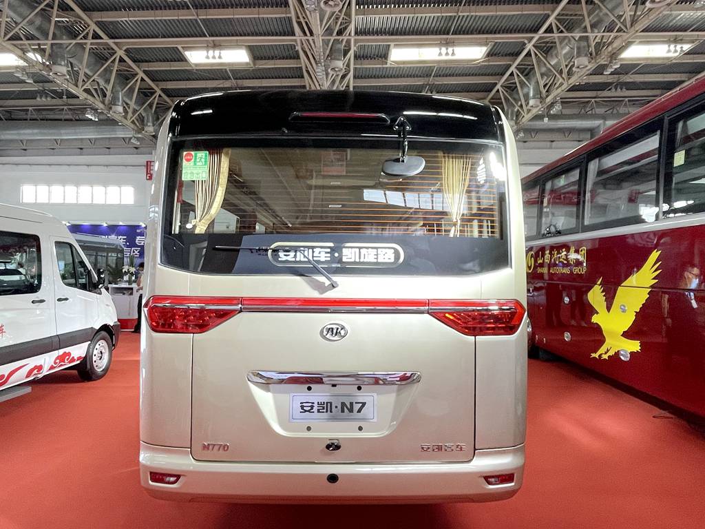 创领不凡!安凯新一代公商务车宝斯通N7重磅上市 - 第6张 - 提加商用车网 创领不凡!安凯新一代公商务车宝斯通N7重磅上市 - 第6张