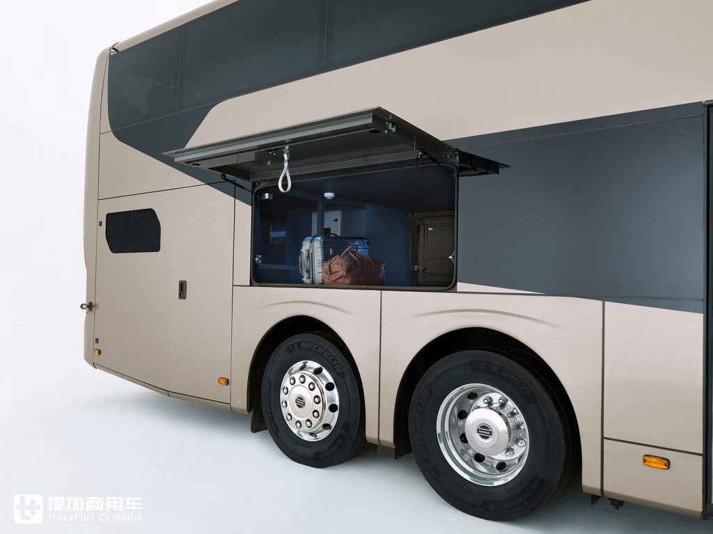 4米车高,既是城市公交又是长途大巴,带您领略沃尔沃9700 DD新款双层巴士的魅力 - 第17张 - 提加商用车网 4米车高,既是城市公交又是长途大巴,带您领略沃尔沃9700 DD新款双层巴士的魅力 - 第17张