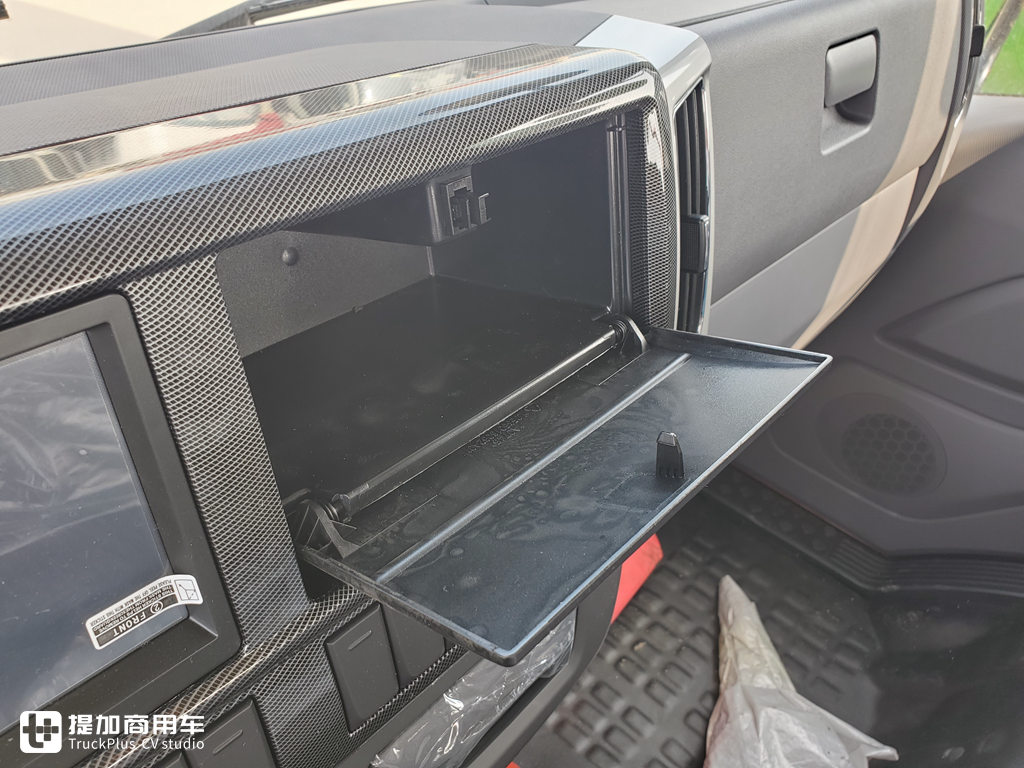 年轻人的入门卡车,妥妥的回本神器,时代领航ES5载货车实拍 - 第11张 - 提加商用车网 年轻人的入门卡车,妥妥的回本神器,时代领航ES5载货车实拍 - 第11张