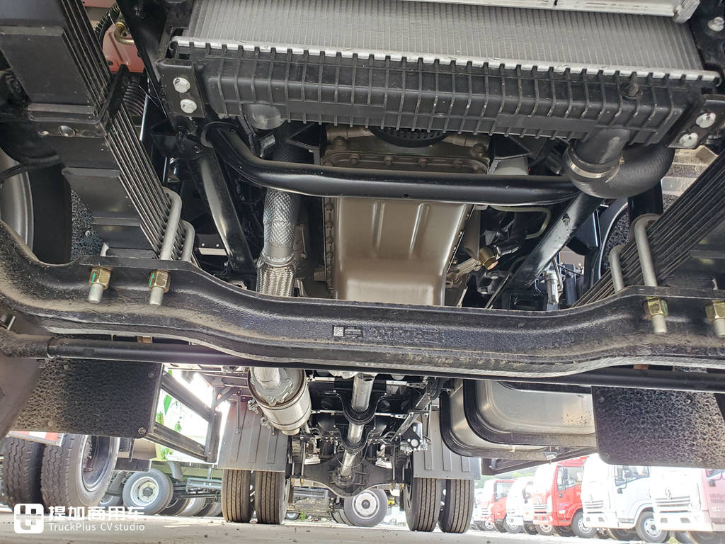 年轻人的入门卡车,妥妥的回本神器,时代领航ES5载货车实拍 - 第15张 - 提加商用车网 年轻人的入门卡车,妥妥的回本神器,时代领航ES5载货车实拍 - 第15张