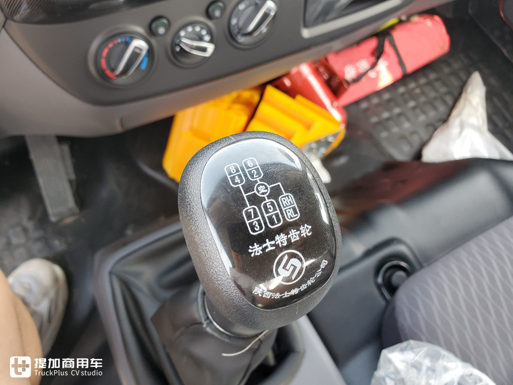 年轻人的入门卡车,妥妥的回本神器,时代领航ES5载货车实拍 - 第16张 - 提加商用车网 年轻人的入门卡车,妥妥的回本神器,时代领航ES5载货车实拍 - 第16张