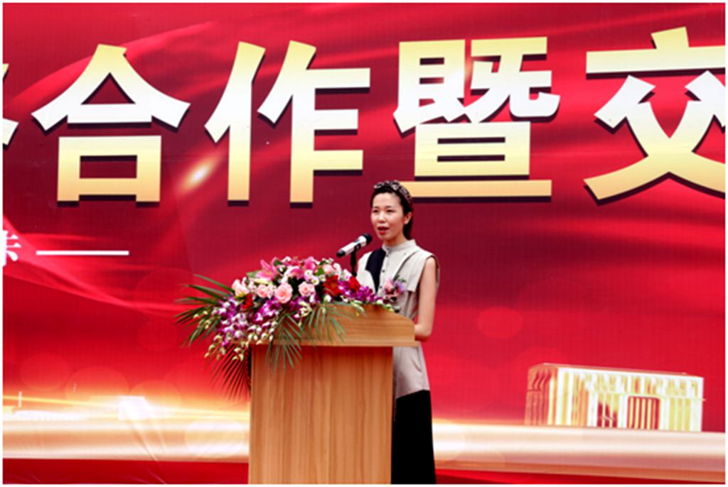 百台大运,炫耀辽宁——大运重卡与瑞凯物流战略合作暨交车仪式 - 第4张 - 提加商用车网 百台大运,炫耀辽宁——大运重卡与瑞凯物流战略合作暨交车仪式 - 第4张