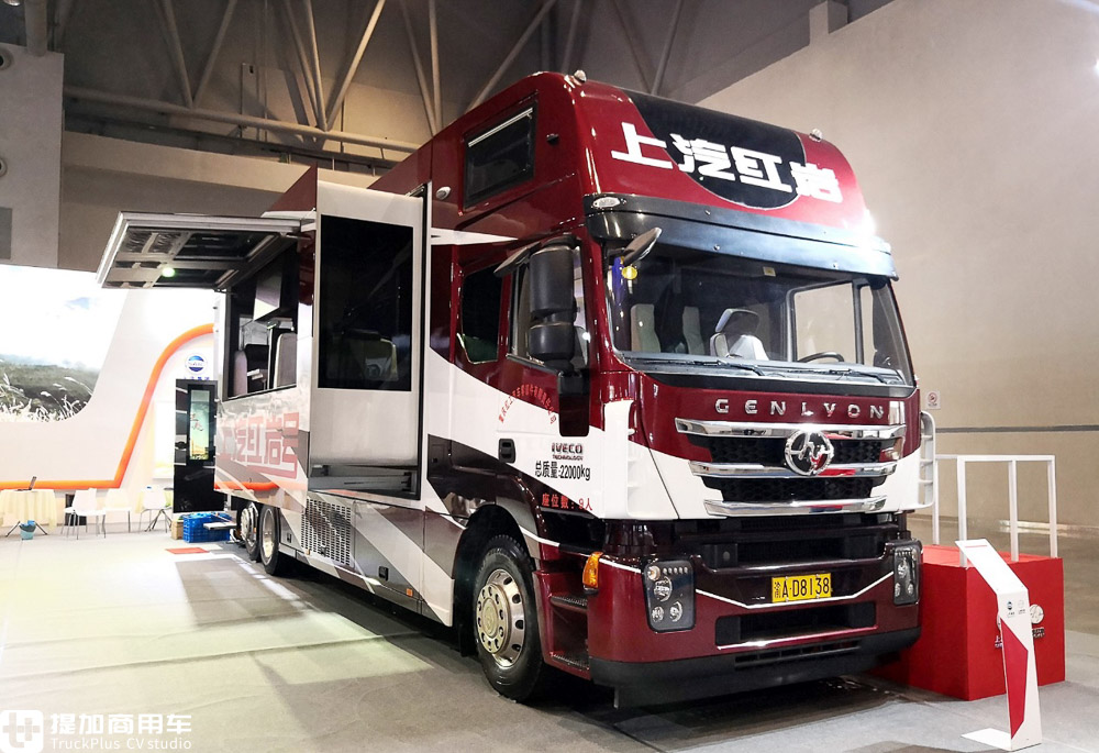 少见的国产重卡底盘打造的房车,内部面积近30平,上汽大通H90 A型房车实拍 - 第2张 - 提加商用车网 少见的国产重卡底盘打造的房车,内部面积近30平,上汽大通H90 A型房车实拍 - 第2张