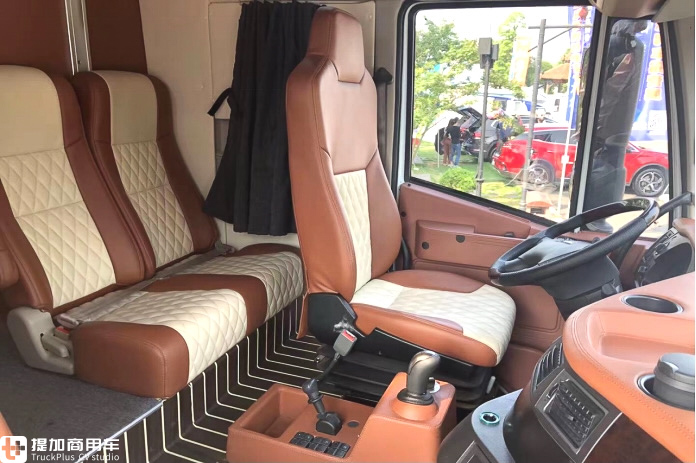 少见的国产重卡底盘打造的房车,内部面积近30平,上汽大通H90 A型房车实拍 - 第13张 - 提加商用车网 少见的国产重卡底盘打造的房车,内部面积近30平,上汽大通H90 A型房车实拍 - 第13张