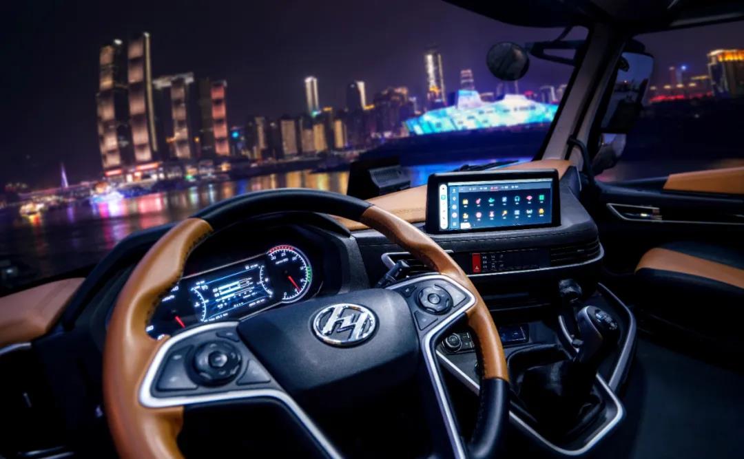 一辆货车如何提升卡友幸福感?看上汽红岩国六载货车如何诠释 - 第3张 - 提加商用车网 一辆货车如何提升卡友幸福感?看上汽红岩国六载货车如何诠释 - 第3张