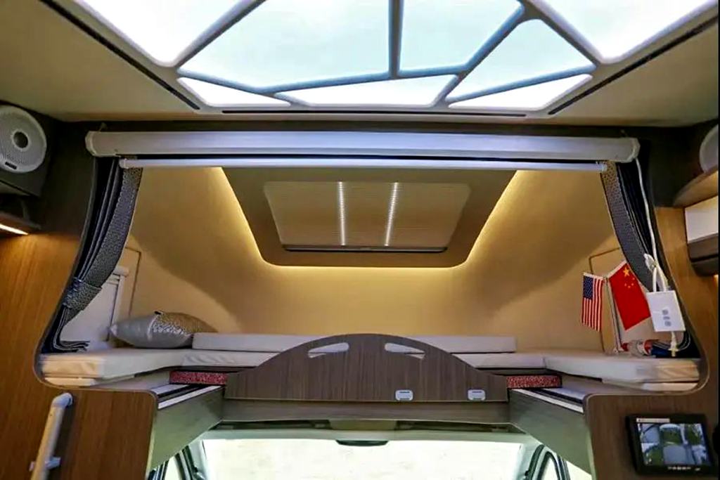 进口依维柯New Daily底盘改装的瑞弗顶级旗舰S820来了!快来看看它够不够高端! - 第14张 - 提加商用车网 进口依维柯New Daily底盘改装的瑞弗顶级旗舰S820来了!快来看看它够不够高端! - 第14张