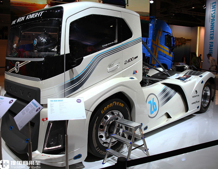 2400马力，迄今为止速度最快的卡车，带您近距离体验沃尔沃钢铁骑士赛车 - 第26张